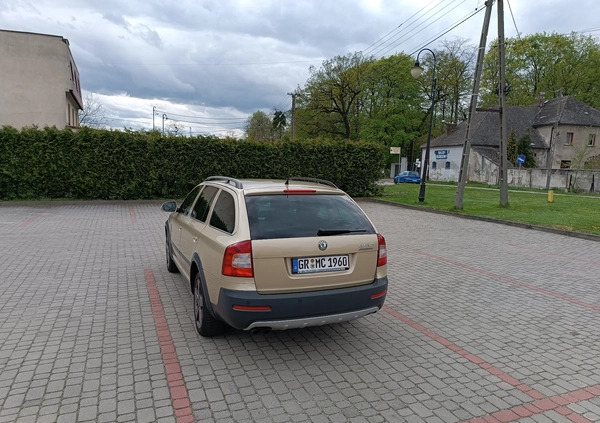 Skoda Octavia cena 33900 przebieg: 151700, rok produkcji 2011 z Glinojeck małe 154